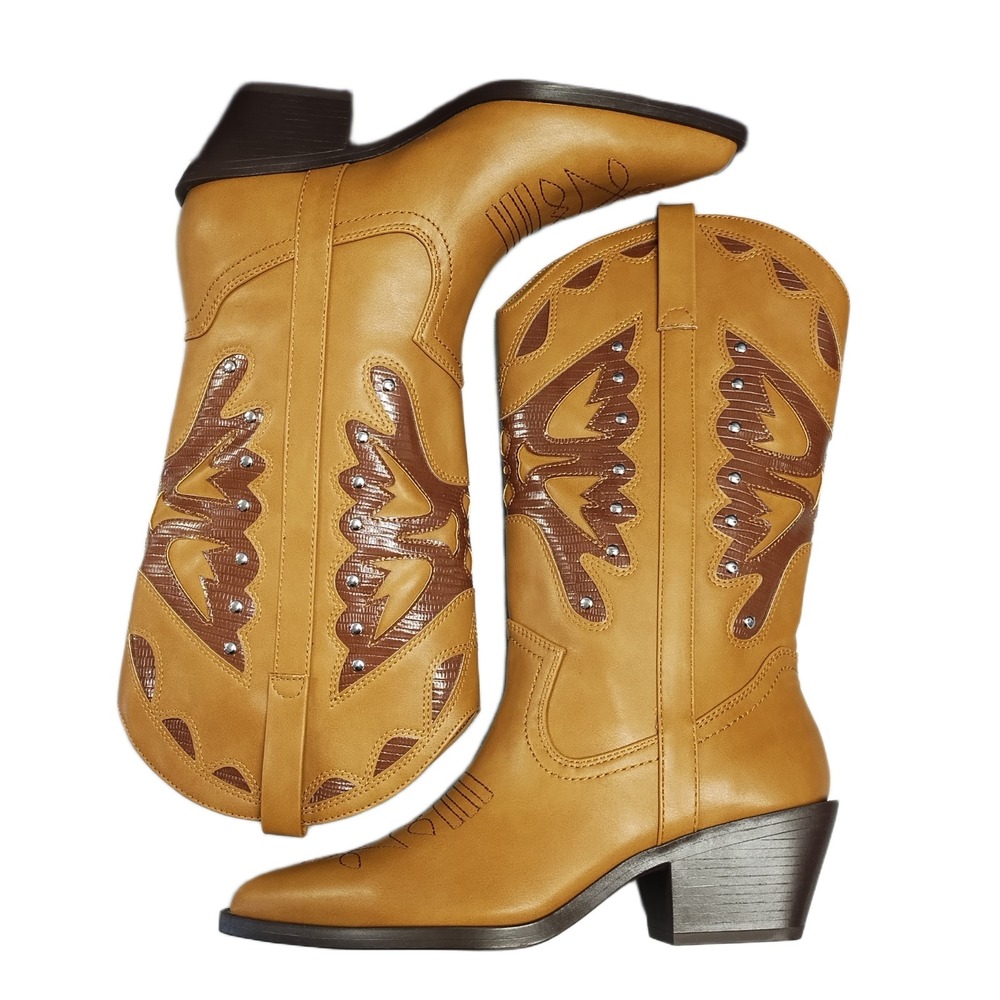 Madden Girl Saloonn Western Boots Womens US 7M Brown Studded Pointed Toe Pull On